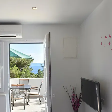 Versi Apartment *