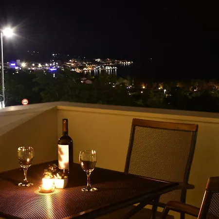 Versi Apartment *