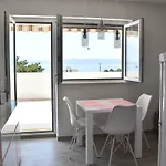 Versi Apartment *