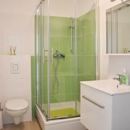 アパート Versi *